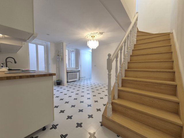 Eladó téglalakás, Budapesten, V. kerületben 89.5 M Ft, 3 szobás