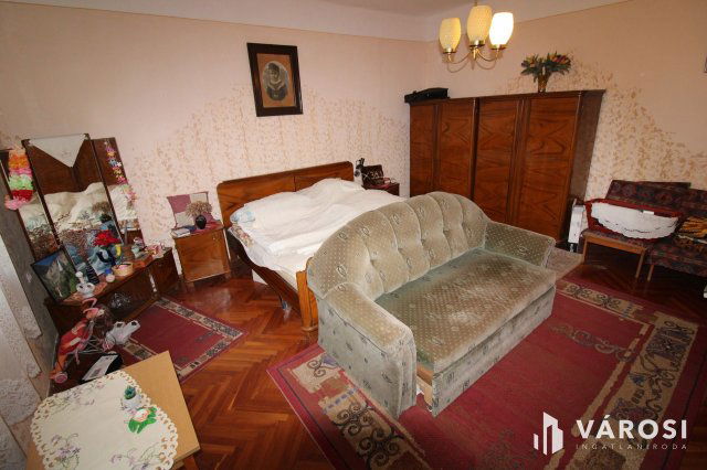 Eladó családi ház, Gyulán 28 M Ft, 3 szobás