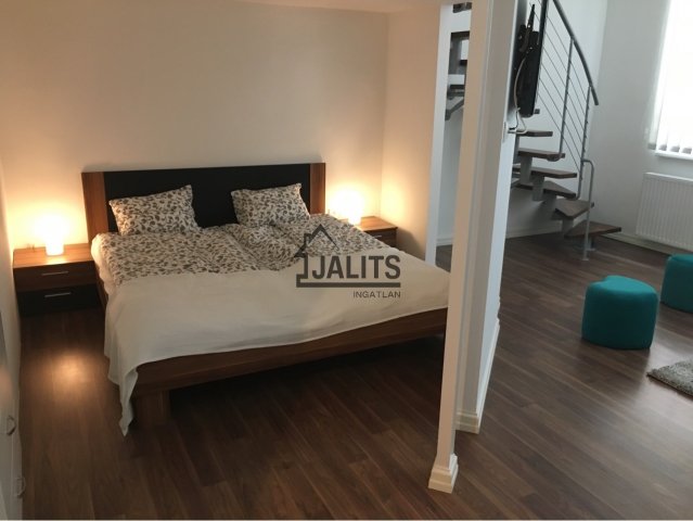 Kiadó téglalakás, albérlet, VI. kerületben, Zichy Jenő utcában