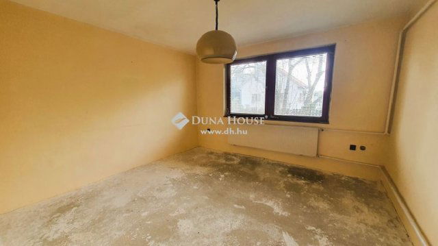 Eladó családi ház, Csorváson 19.9 M Ft, 4 szobás