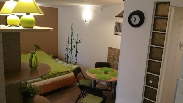 Kiadó családi ház, albérlet, III. kerületben, Víznyelő utcában