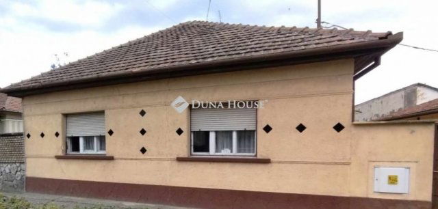 Eladó családi ház, Lajosmizsén 39.5 M Ft, 3 szobás