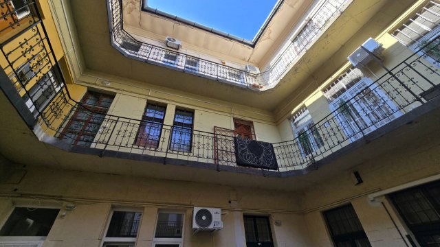 Kiadó téglalakás, albérlet, VIII. kerületben, Nap utcában