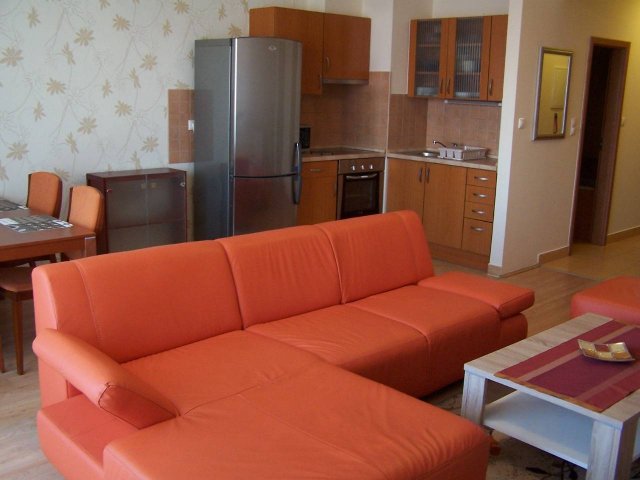 Kiadó téglalakás, albérlet, Debrecenben 240 E Ft / hó, 2 szobás