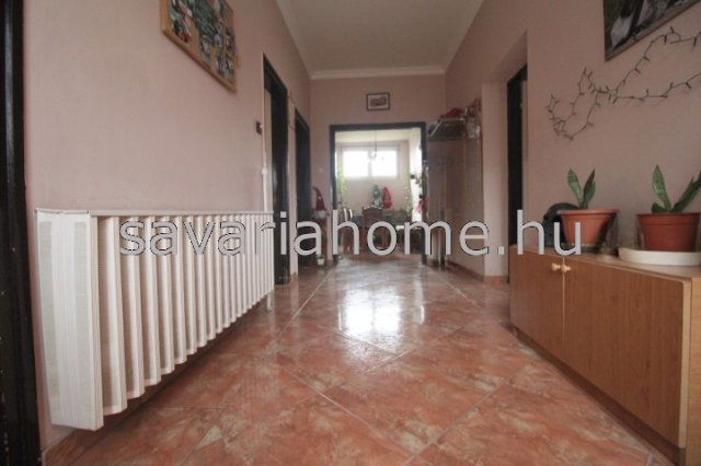 Eladó családi ház, Meggyeskovácsin 34.99 M Ft, 3 szobás