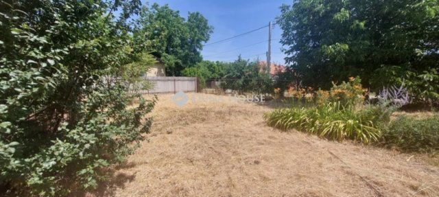 Eladó családi ház, Újszentivánon 12.99 M Ft, 2 szobás