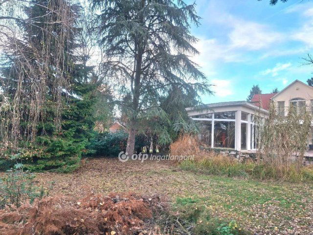 Eladó családi ház, Kisorosziban 149 M Ft, 6 szobás