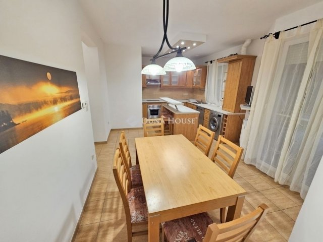 Eladó családi ház, Üllőn 114.8 M Ft, 4 szobás