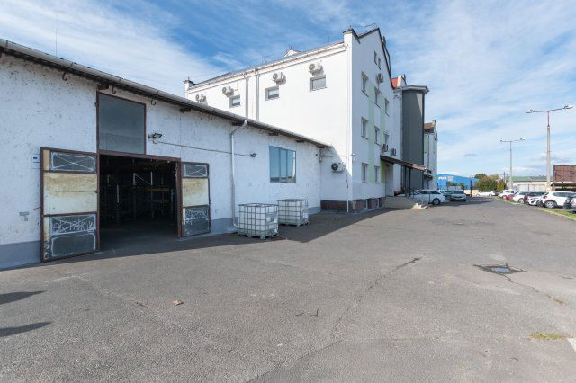 Kiadó ipari ingatlan, Miskolcon, Vágóhíd utcában 270 E Ft / hó