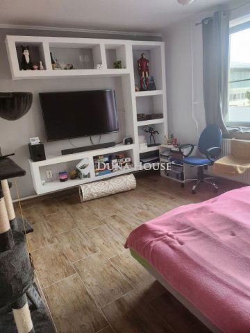 Eladó téglalakás, Várpalotán 48.5 M Ft, 2 szobás