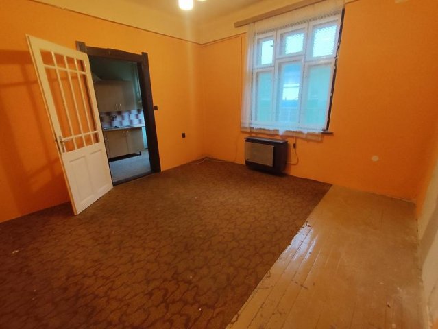 Eladó családi ház, Budapesten, IV. kerületben, Bem utcában