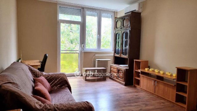 Eladó téglalakás, Hajdúszoboszlón 52.5 M Ft, 1+2 szobás