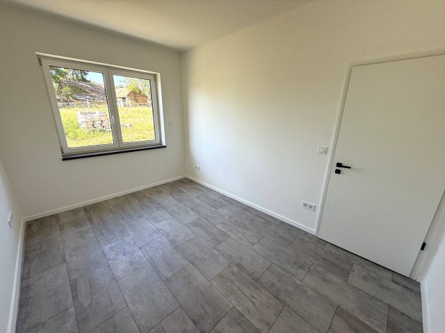 Eladó családi ház, Nagykozáron 109.9 M Ft, 4 szobás