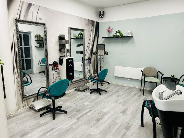 Eladó üzlethelyiség, Keszthelyen 25.9 M Ft, 1+1 szobás