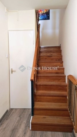 Eladó ikerház, Kecskeméten 76.9 M Ft, 6 szobás