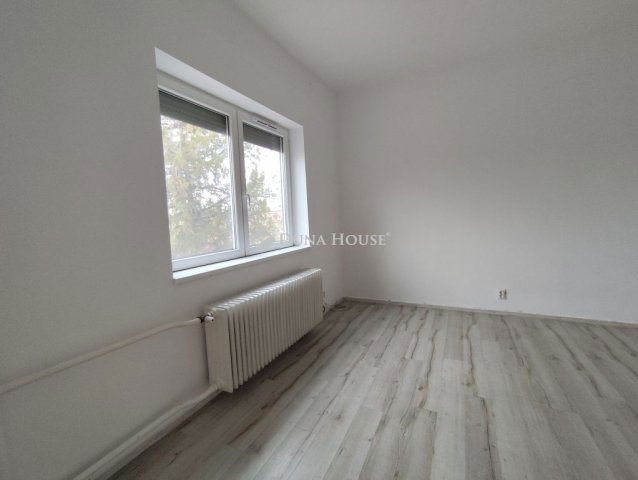 Eladó családi ház, Dunaharasztin 109.9 M Ft, 7 szobás