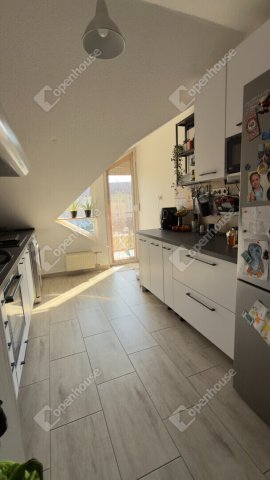 Eladó téglalakás, Nagykanizsán 63.9 M Ft, 4 szobás