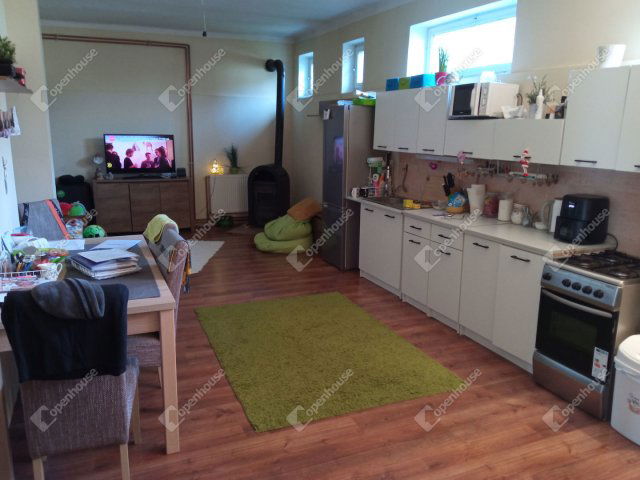 Eladó családi ház, Böhönyén 59 M Ft, 5 szobás