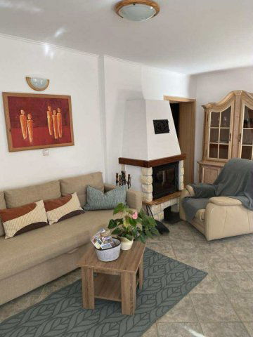 Kiadó téglalakás, albérlet, Egerben 230 E Ft / hó, 3 szobás