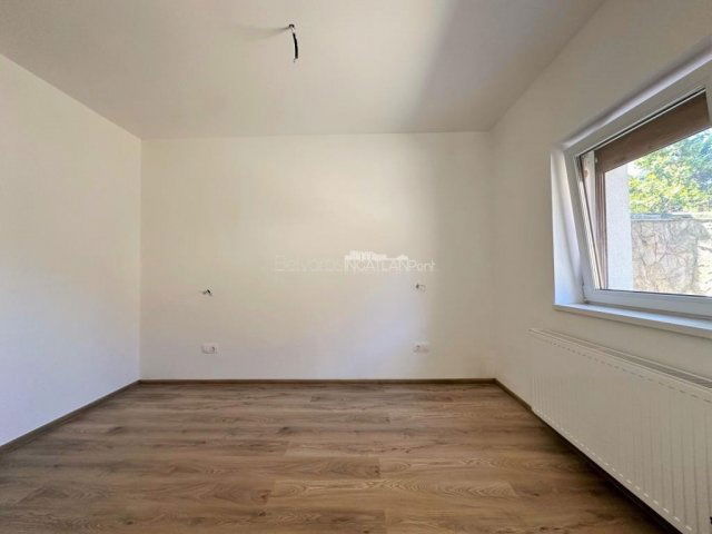 Eladó téglalakás, Szombathelyen 55 M Ft, 2 szobás