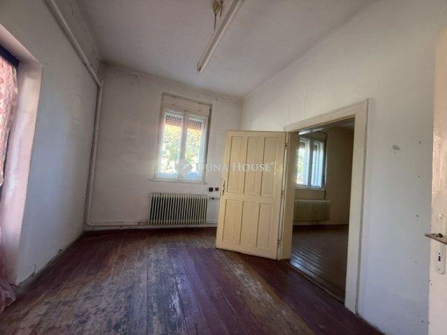 Eladó családi ház, Budapesten, XX. kerületben 65.9 M Ft