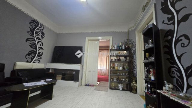 Eladó családi ház, Katymáron 6.49 M Ft, 4 szobás