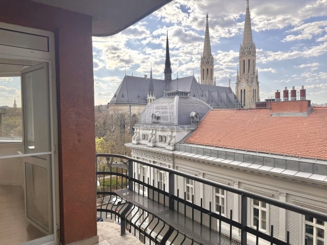 Eladó téglalakás, Budapesten, VII. kerületben 98.9 M Ft