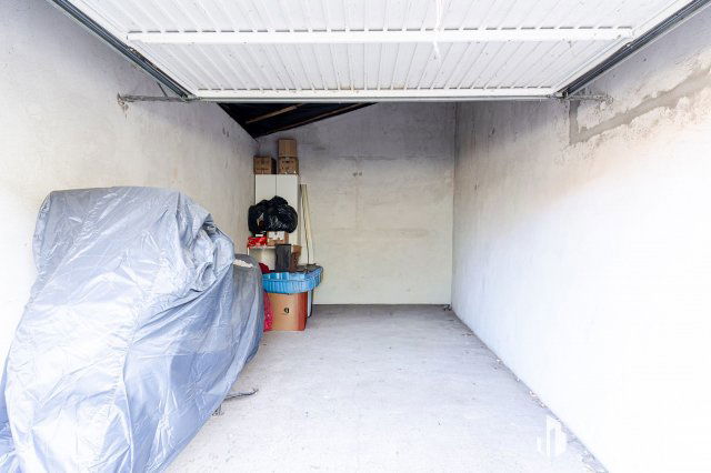 Eladó garázs, Szegeden 14 M Ft / költözzbe.hu