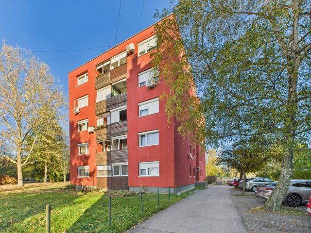 Eladó téglalakás, Bonyhádon 38.7 M Ft, 3+2 szobás