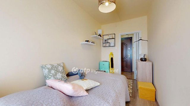 Eladó panellakás, Miskolcon 36 M Ft, 1+2 szobás