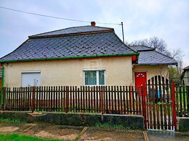 Eladó családi ház, Berzéken 21.9 M Ft, 2+1 szobás