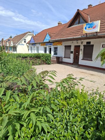 Kiadó üzlethelyiség, Szolnokon 200 E Ft / hó, 3 szobás