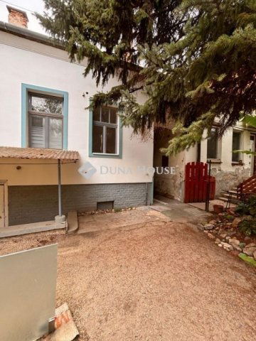 Eladó téglalakás, Székesfehérvárott 48.5 M Ft, 1 szobás