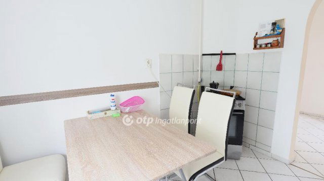 Eladó családi ház, Türjén 25.9 M Ft, 2 szobás
