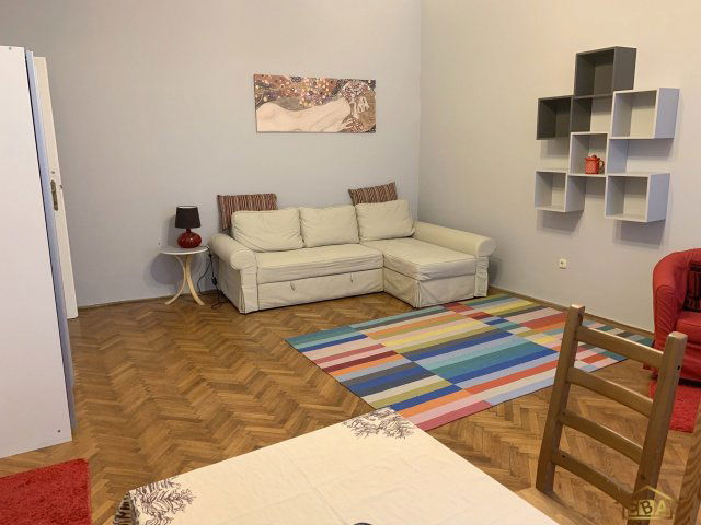 Kiadó téglalakás, albérlet, Budapesten, V. kerületben, 1 szobás