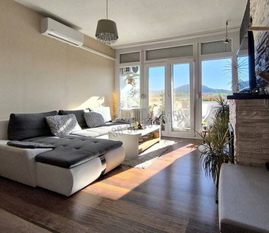 Eladó panellakás, Egerben 39.9 M Ft, 2 szobás