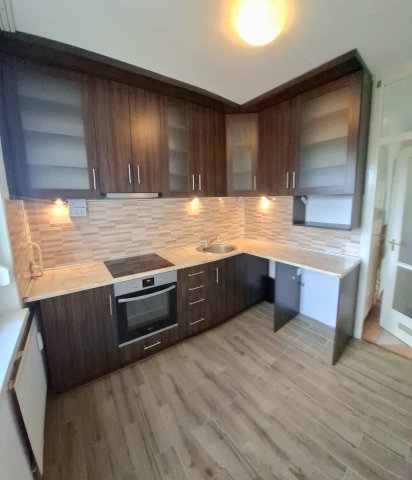 Eladó panellakás, Debrecenben, Jerikó utcában 66.9 M Ft