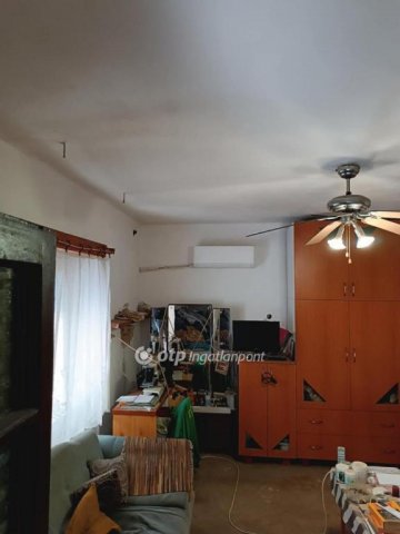 Eladó családi ház, Tiszavasváriban 16 M Ft, 3 szobás