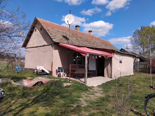 Eladó családi ház, Hajdúsámsonon 29.9 M Ft, 2 szobás