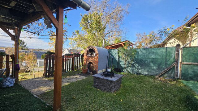 Eladó téglalakás, Vácon, Sejce dűlőn 43.9 M Ft, 2 szobás