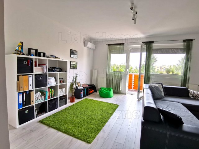 Eladó téglalakás, Keszthelyen 53.9 M Ft, 2 szobás