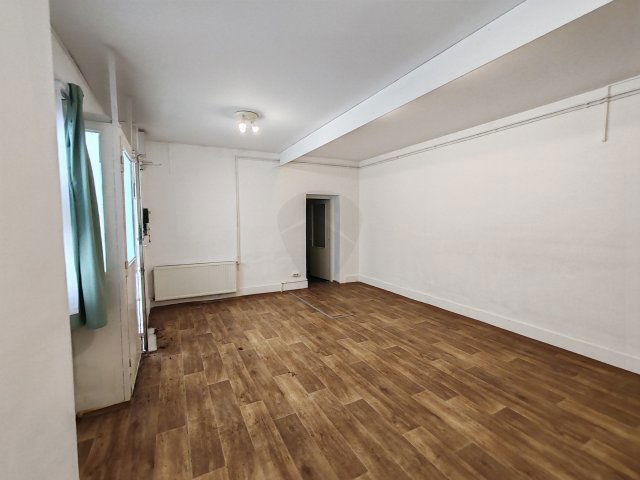 Eladó ipari ingatlan, Budapesten, X. kerületben 89.9 M Ft