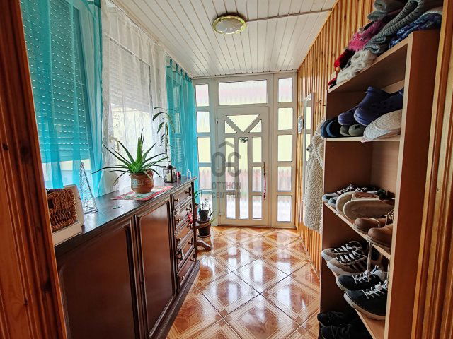 Eladó ikerház, Győrött 80 M Ft, 4 szobás / költözzbe.hu