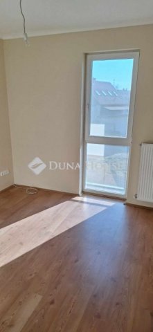 Eladó téglalakás, Gyömrőn 68 M Ft, 2+2 szobás