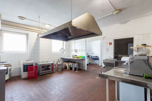 Eladó családi ház, Enesén 149.99 M Ft, 1 szobás