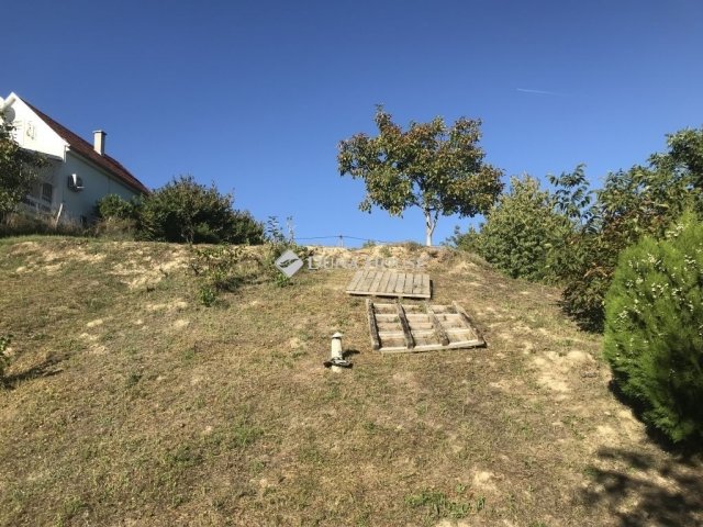 Eladó telek, Fehérvárcsurgón 18.9 M Ft / költözzbe.hu