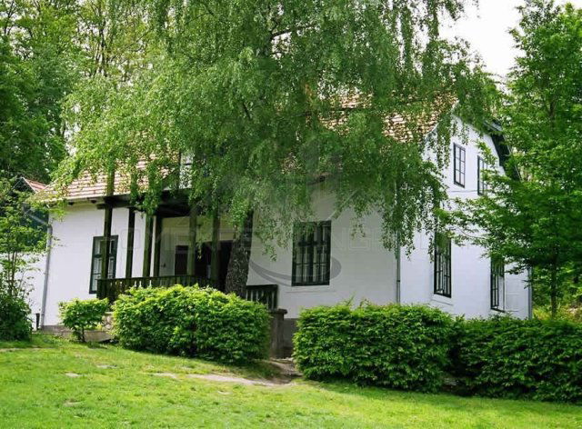 Eladó hotel, Bakonyszentlászlón 287 M Ft / költözzbe.hu