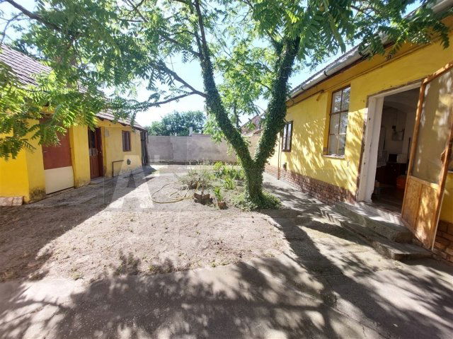 Eladó családi ház, Balástyán 32 M Ft, 4 szobás