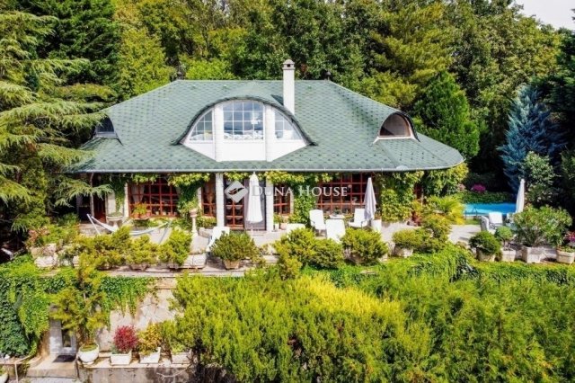 Eladó családi ház, Szentendrén 169 M Ft, 4 szobás