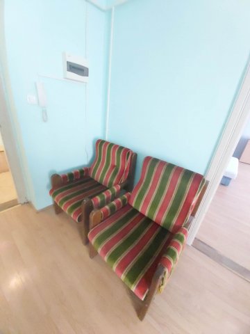 Kiadó téglalakás, albérlet, Pécsett 180 E Ft / hó, 1+1 szobás